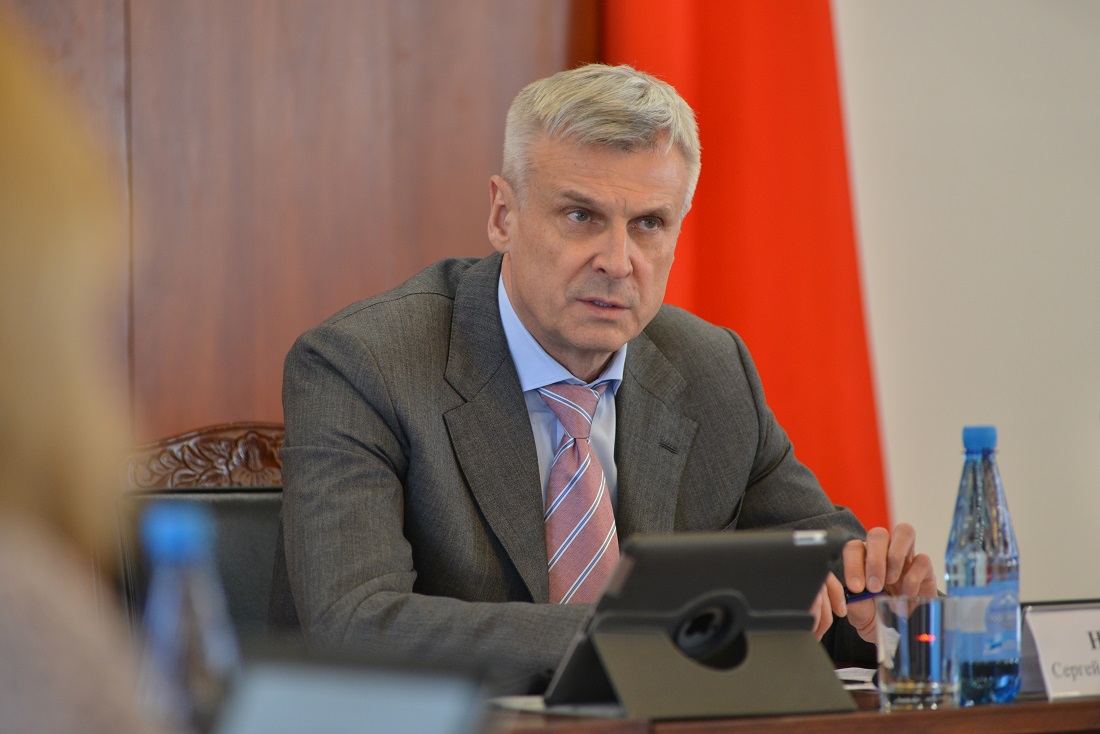 Сергей Носов отправил глав Фонда капремонта и Госжилинспекции в Ягоднинский округ