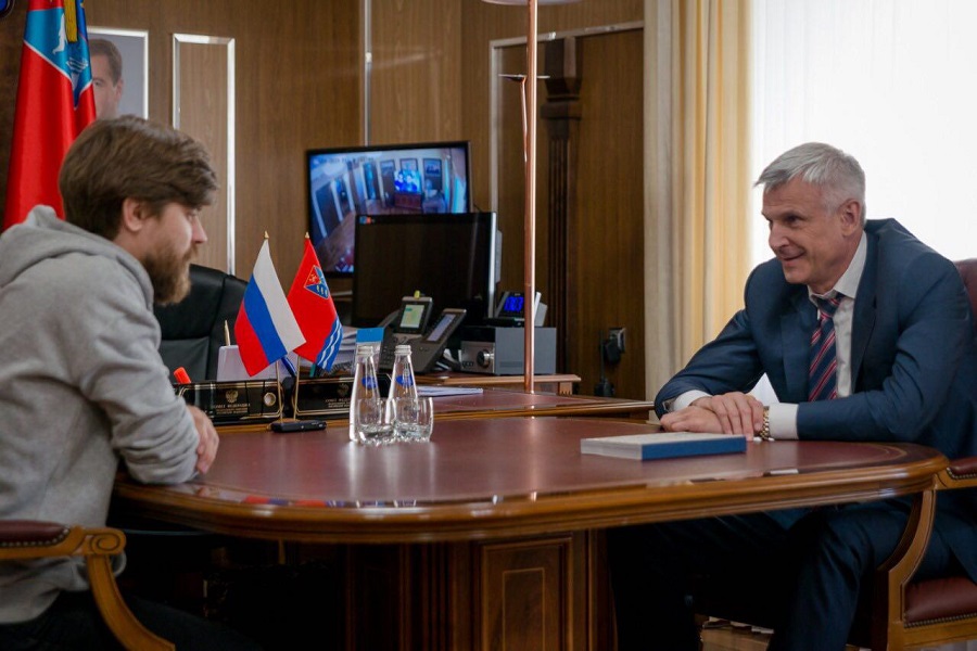 Губернатор Магаданской области встретился с директором музея истории ГУЛАГ